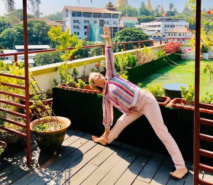 Trikonasana